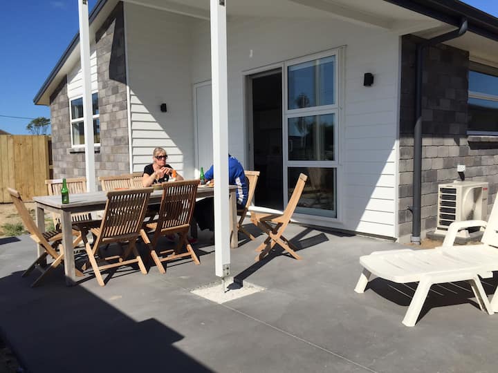 Modern Home Moments From Beach Houses for Rent in Papamoa, Bay Of