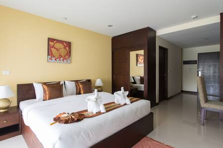 The Lai Thai Luxury Condominiums Studio 1