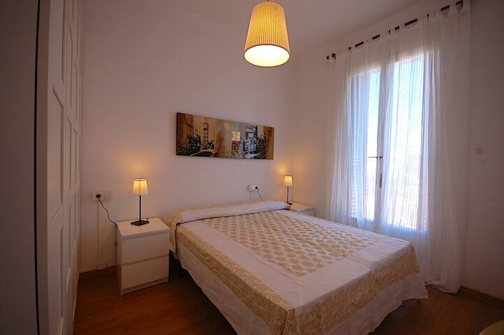 APARTMENT BARCELONA near BEACH gallery image 5
