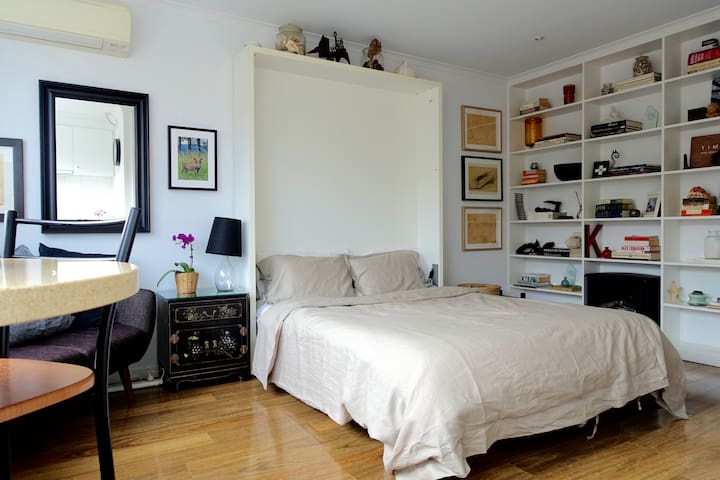 St Kilda Beach Acland St Studio