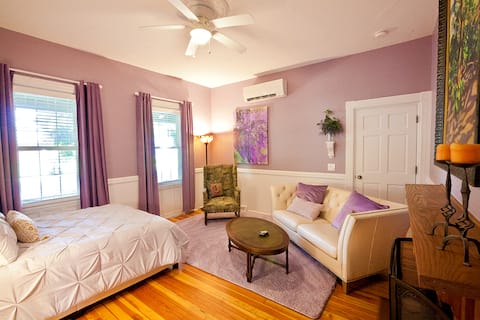 Top Airbnb: Quaint and Historic Getaway in Weaverville in Weaverville