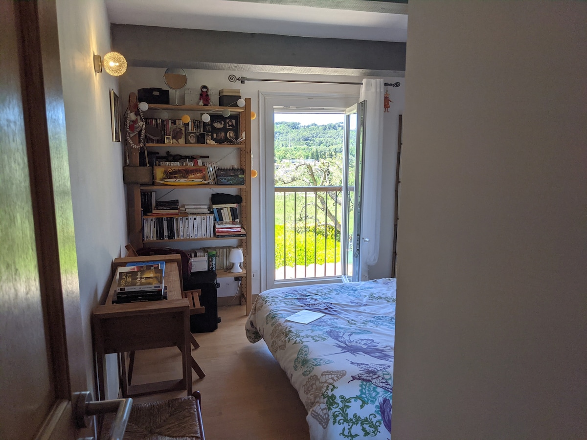 غرفة النوم 2