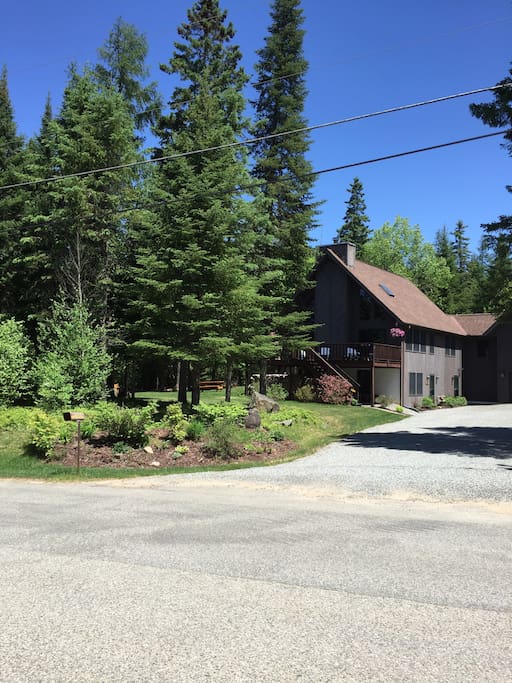 Deerwood Haus from road
