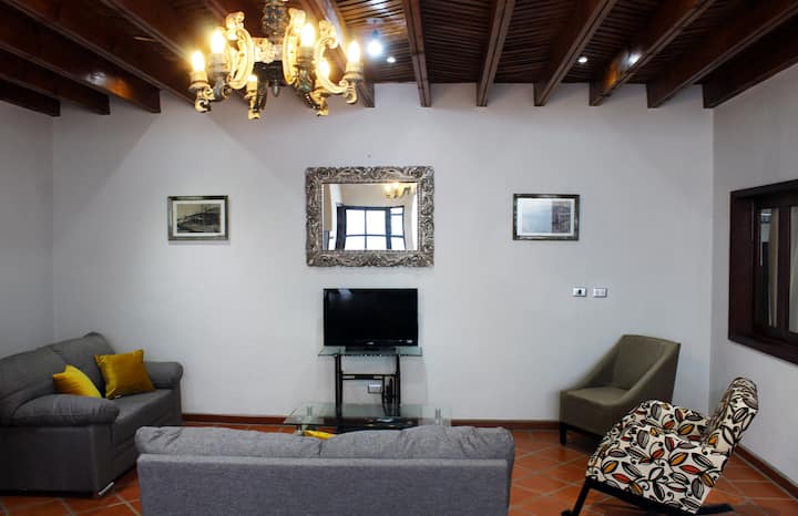 "Suite D'loreto"+estacionamiento Gratis+aire Acond - 산 미겔 데 아옌데