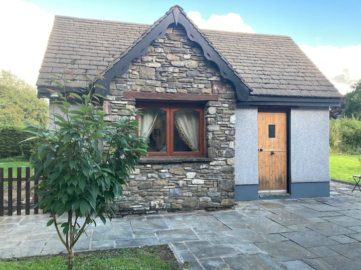 Llandeilo Holiday Rentals & Homes Wales, United Kingdom Airbnb