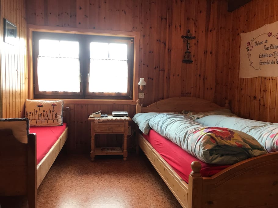 Schlafzimmer l