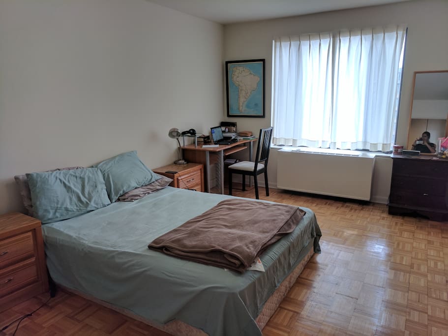 Bed room