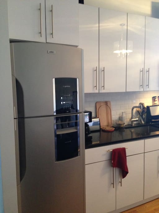 Kitchen: New Appliances, Gas Stove