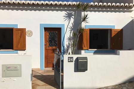 Los mejores 20 apartamentos, casas y alquileres vacacionales de ... Barbecue casa moderna