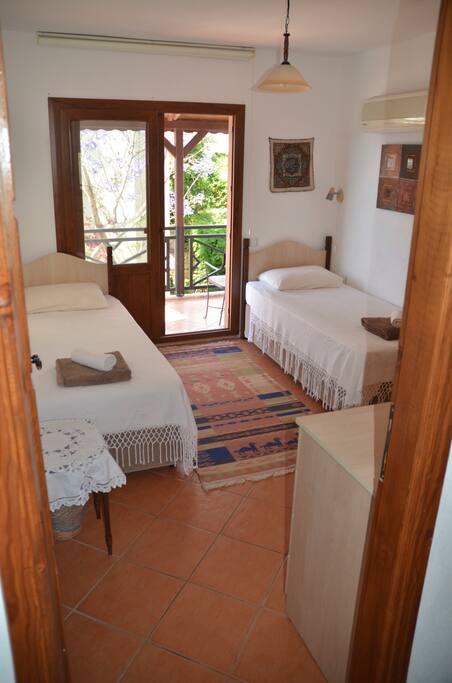 2nd Bedroom that can be converted to a huge California King!