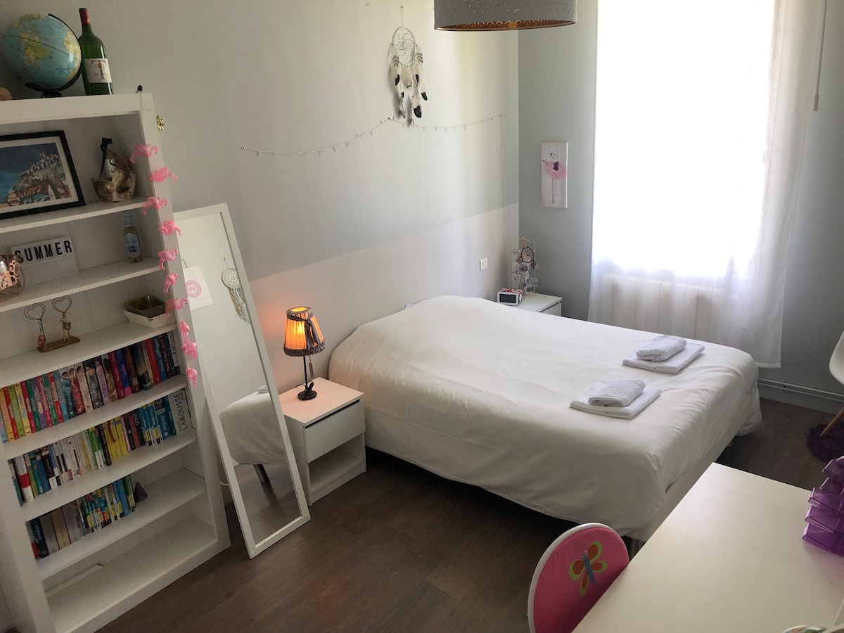 ห้องนอนที่ 5 
เตียง 140 x 190