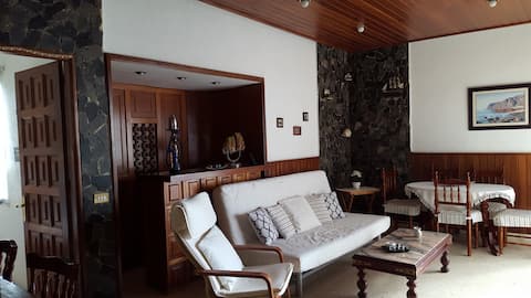 Top Airbnb: APARTMENT AT SEA SHORE, BEACH QUIET in Santa Cruz De Tenerife