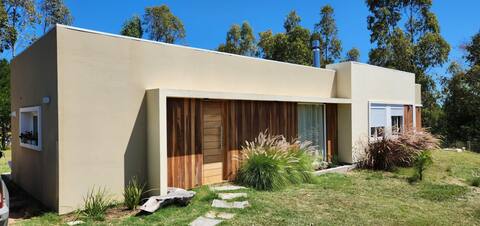 House to enjoy in flia in a natural setting