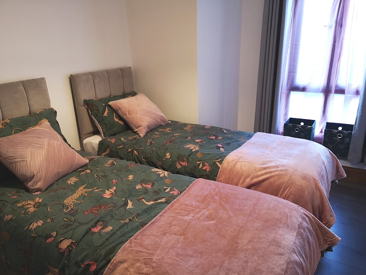 غرفة النوم 1