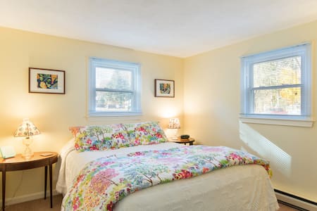 Private and Very Comfortable One-Bedroom Apartment