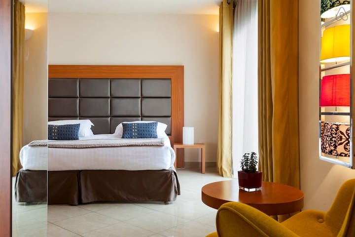 Nehô Suites Cannes Croisette managed Airbnb listing 1