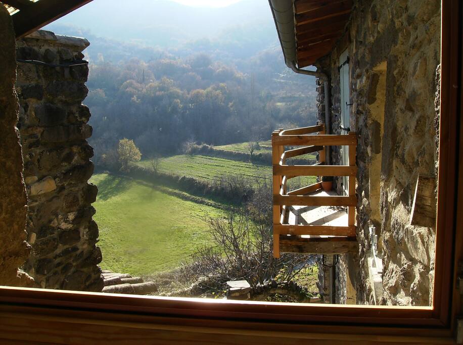 Posez vos valise dans notre petite maison de vacances.... Posez vos valises et entrez dans cette petite maison de vacances.....
