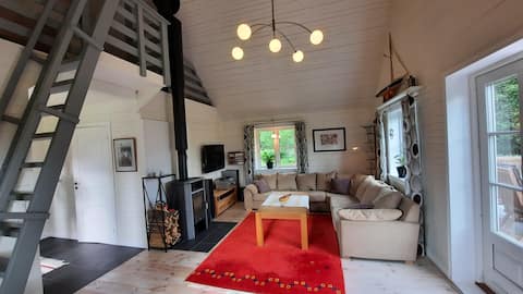 Beautifully close to a swimming area