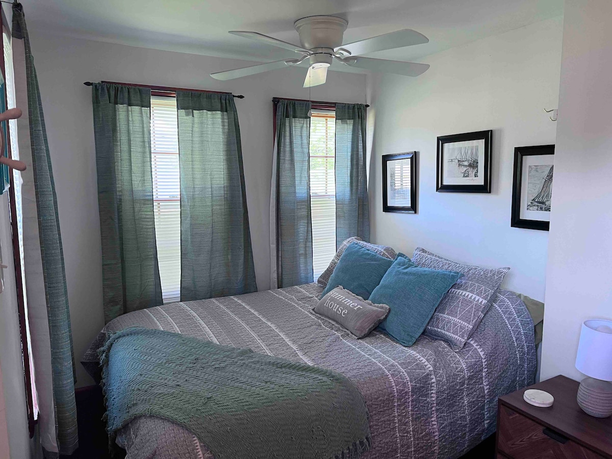 חדר שינה ראשי, מיטת קווין סייז 