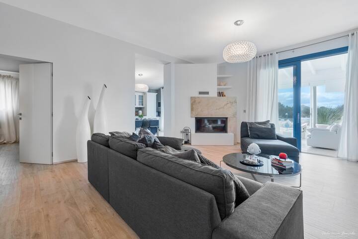 Villa LUCI’ in Puglia, con piscina esclusiva gallery image 4