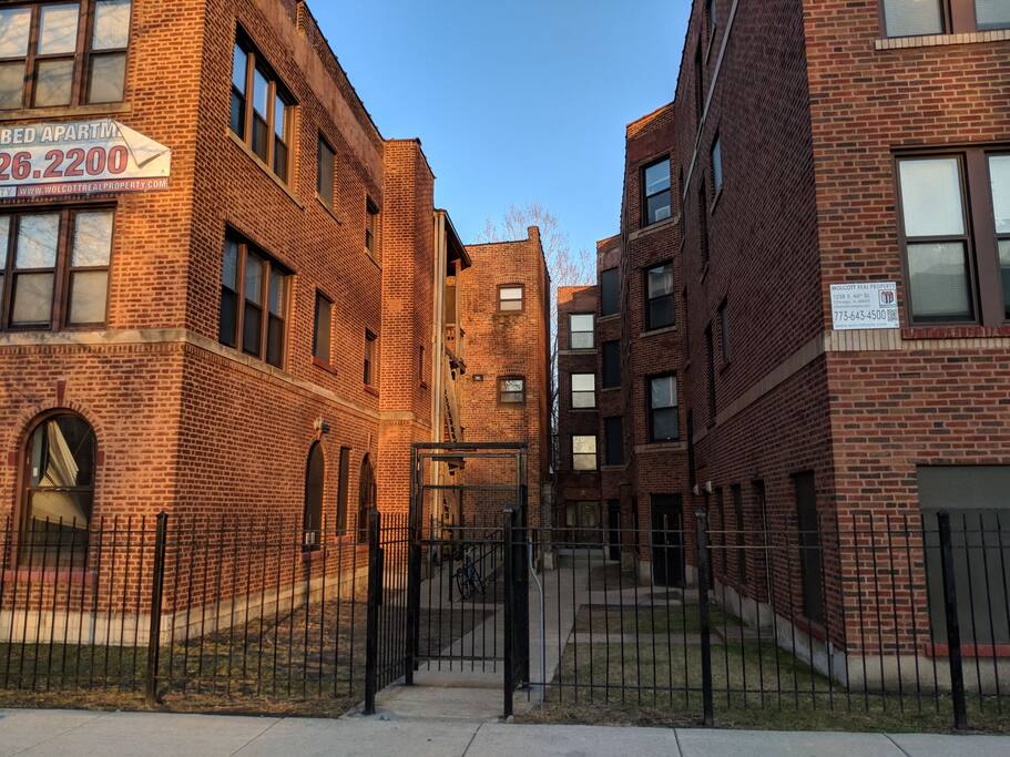 The front gate (building is on the right side)