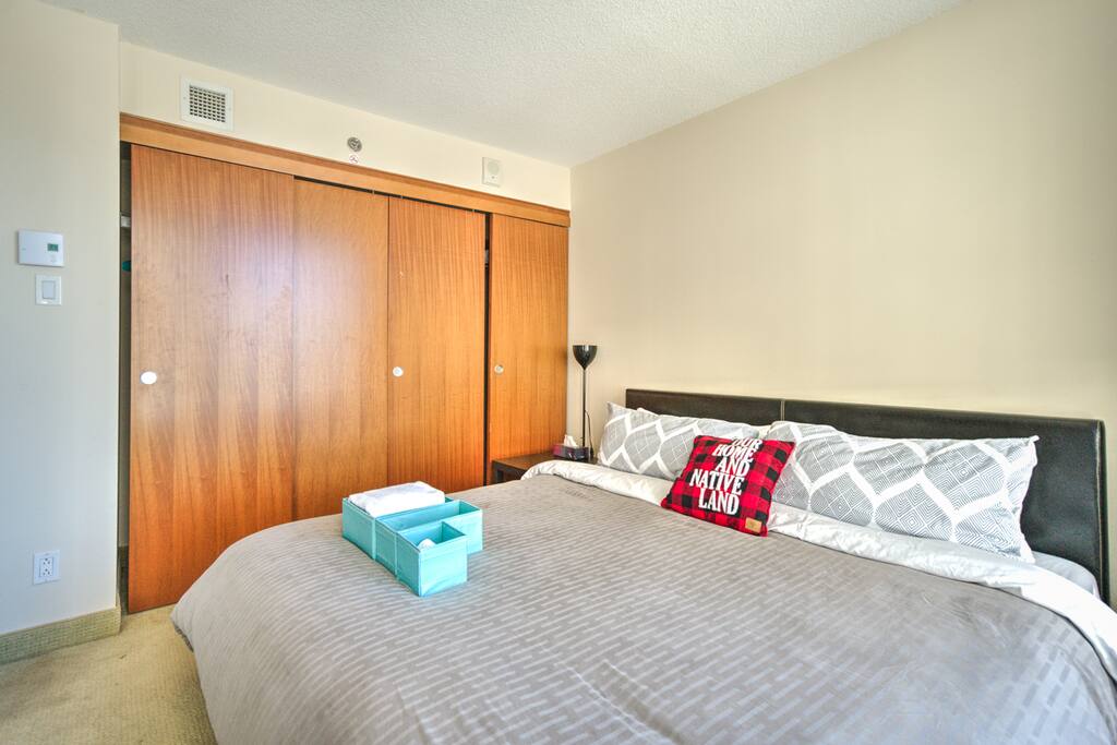Bedroom+Closet