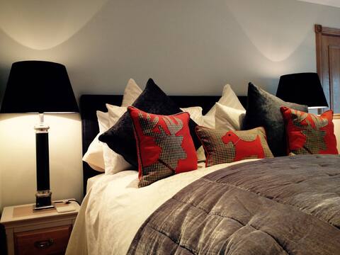 5 Star Lochside Studio Glencoe
