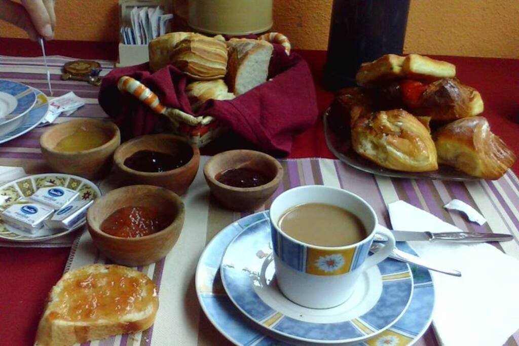 Desayuno con nuestras mermeladas