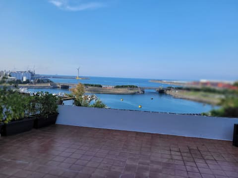 Ideal Zierbena cottage, tranquility and ocean views