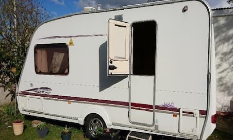 Garden Swift 2 berth.