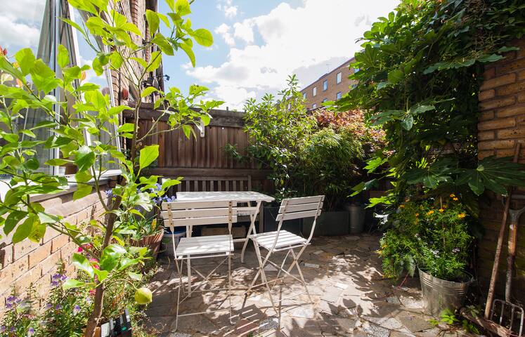 Family house in Kings Cross/Bloomsbury gallery image 3