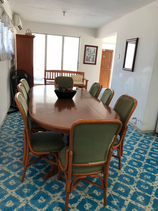 Dinner, comedor
