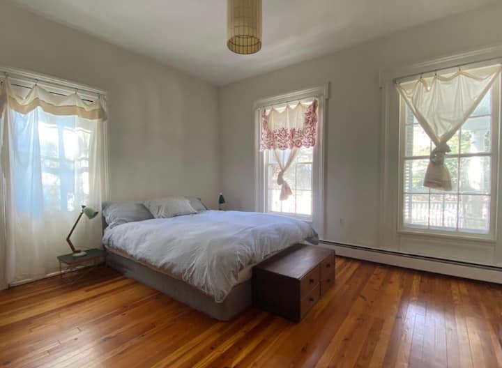 غرفة النوم 1