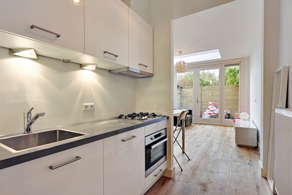 Brand new kitchen with all amenities