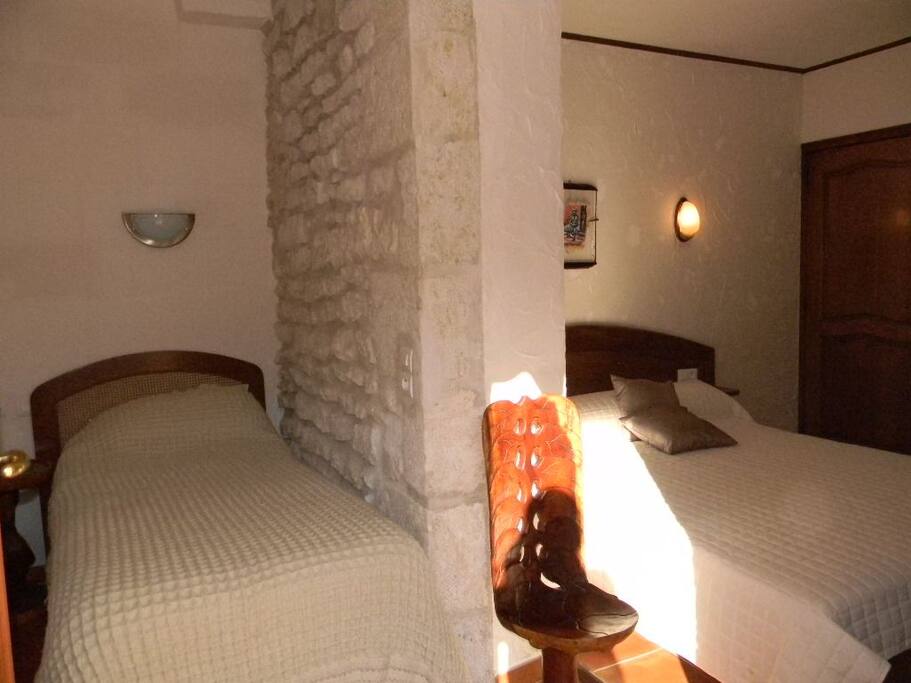 Chambre pour 2/3 personnes avec alcôve