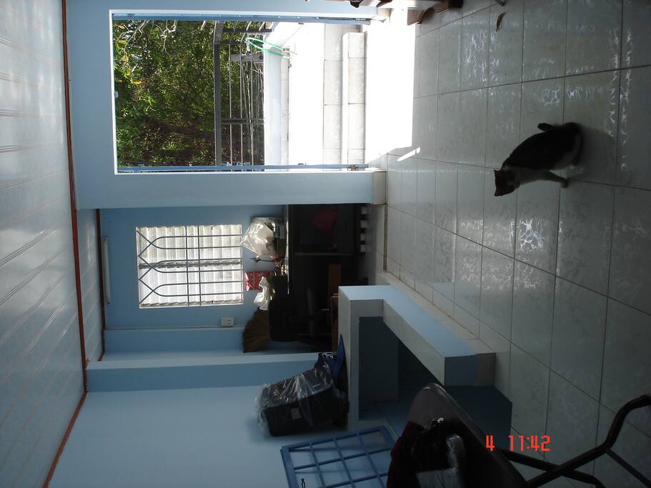 From the inner room see to outer (the outer room now)