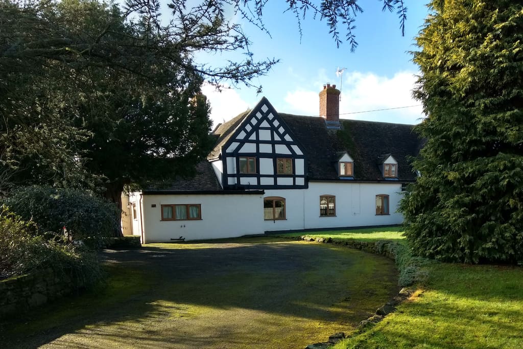 Old Hall Farm entrance drive