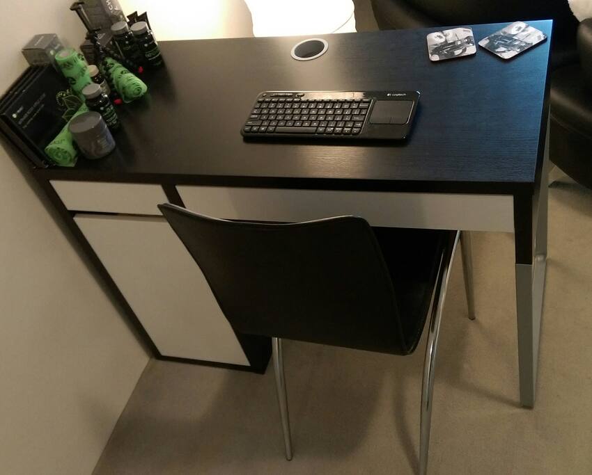 Help yourself to our desk for any unfinished business!