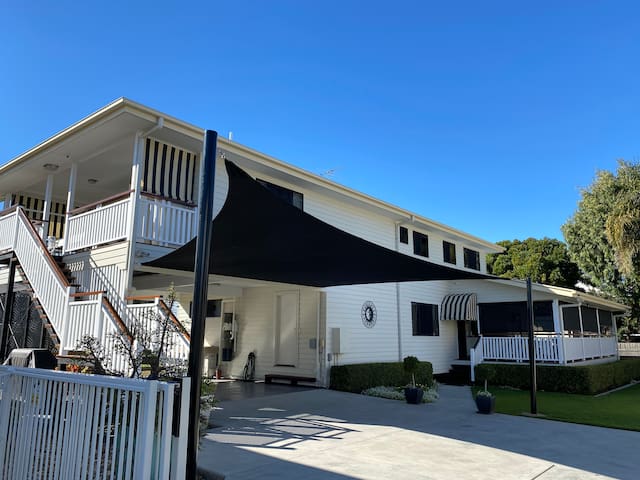 The Terrace 4 Bedroom upstairs apartment