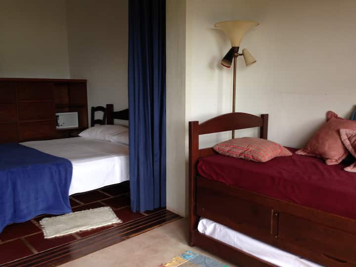 غرفة النوم 2