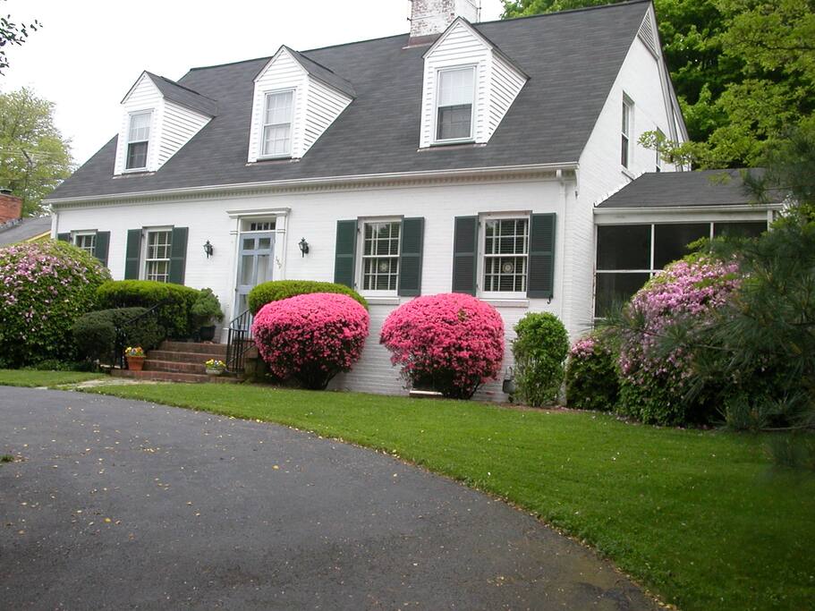 Quiet Room in Warrenton Houses for Rent in Warrenton, Virginia