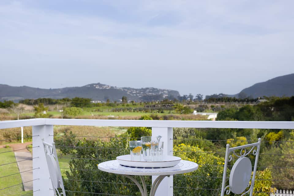 A picket-fence house on Thesen Island, Knysna, Western Cape, South Africa, photo 9 of 10