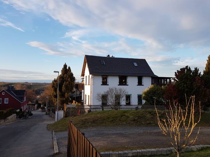 Family-friendly apartment in the beautiful Ore Mountains :)