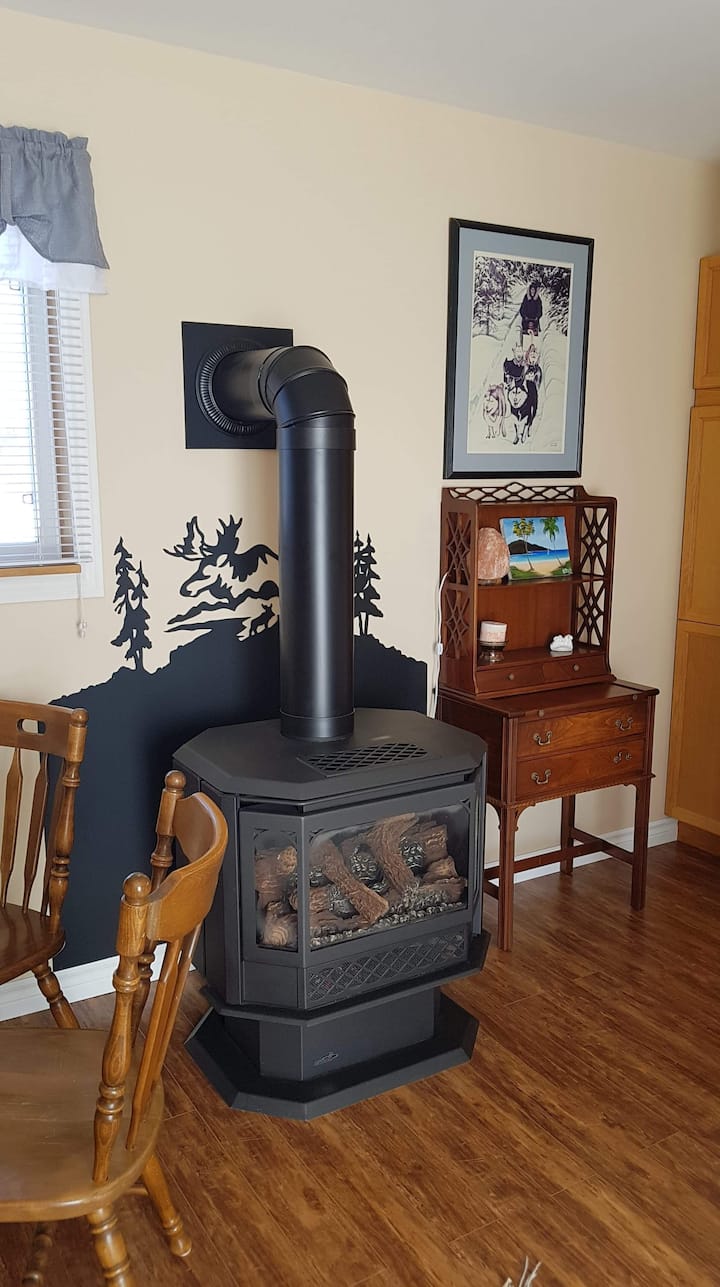 Cozy Suite Located On 80 Acres - Ontario
