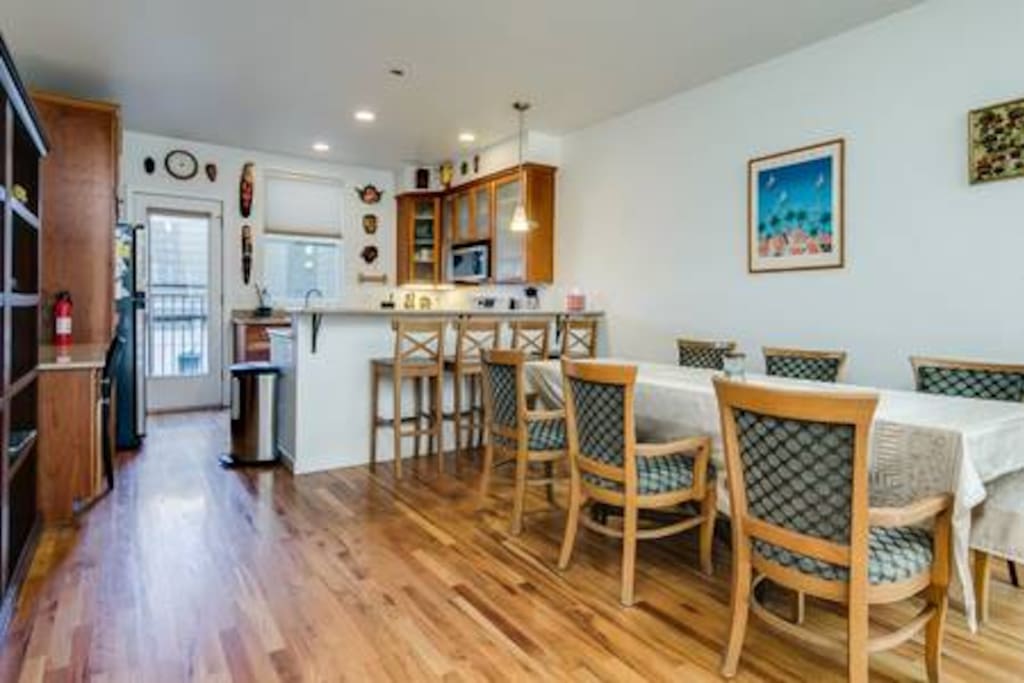 Kitchen/Dining Area
