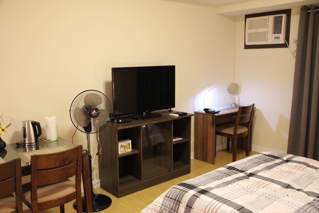 42in LED TV with Cable TV service ; Study/Dresser Table