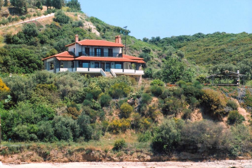 The house is in a very green location