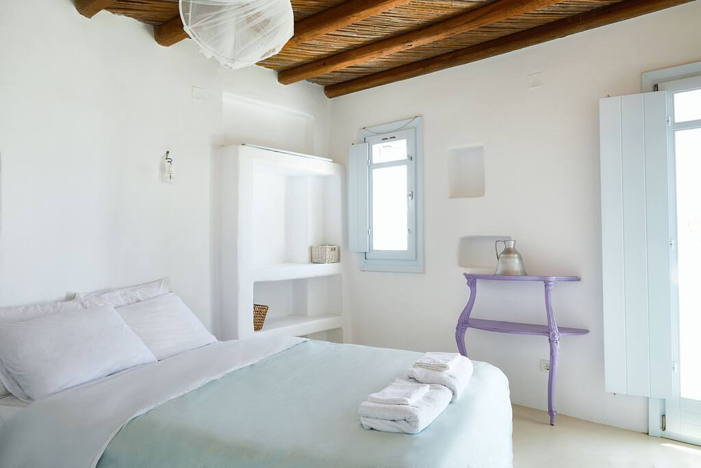 Double bedroom of the upper floor