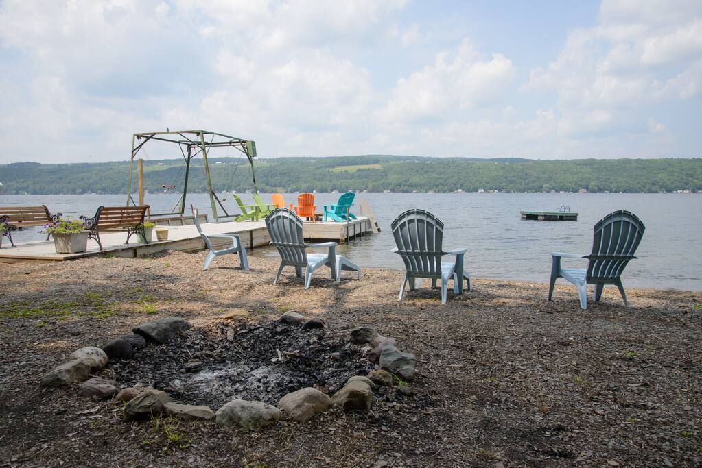 Large Keuka Lakefront Home Houses for Rent in Hammondsport, New York