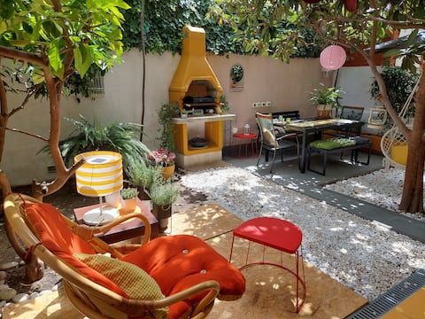 Apartment Issa -1min from the beach,free parking